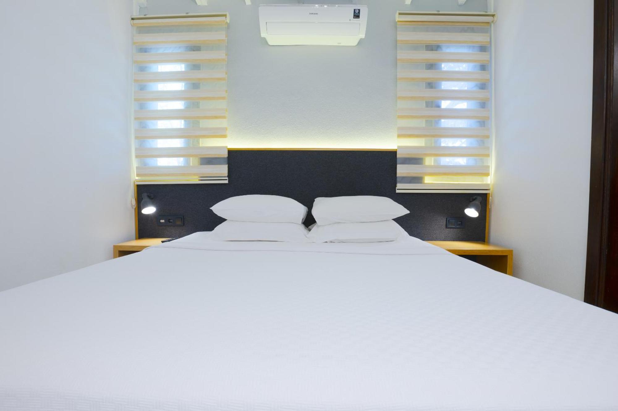 Aegean Apartments - Bungalows Alaçatı Buitenkant foto