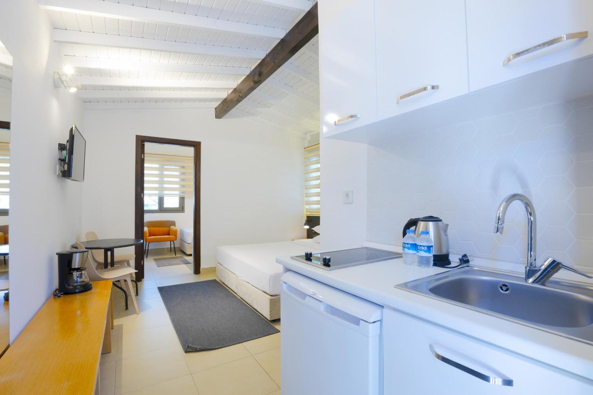 Aegean Apartments - Bungalows Alaçatı Buitenkant foto