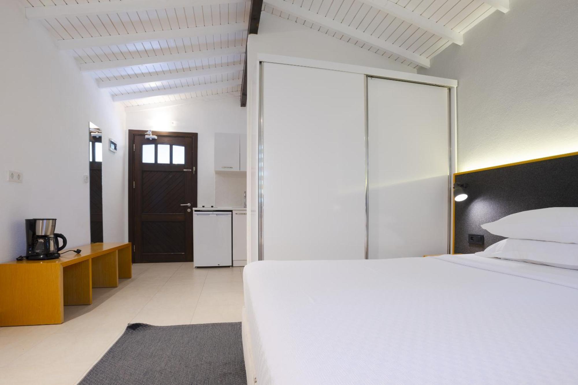 Aegean Apartments - Bungalows Alaçatı Kamer foto